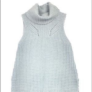 TEA & CUP Grey Sleeveless Cowl Sweater